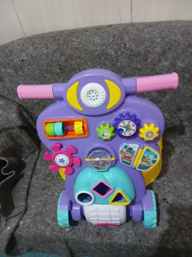 Andador e Centro De Atividades Tateti Bebê Piloto Ref.888 Cor Roxo e Azul Pouquíssimo Uso