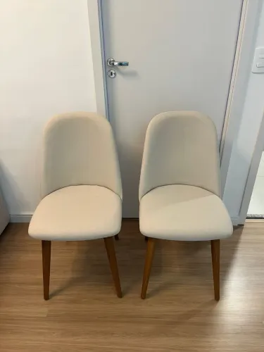 Conjunto com 2 Cadeiras de Madeira Maciça Estofada New Drop