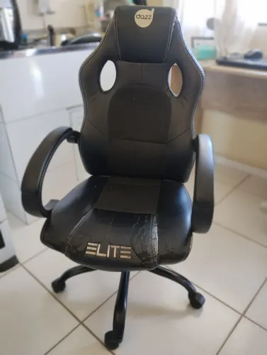 Cadeira Gamer + mesa escrivaninha