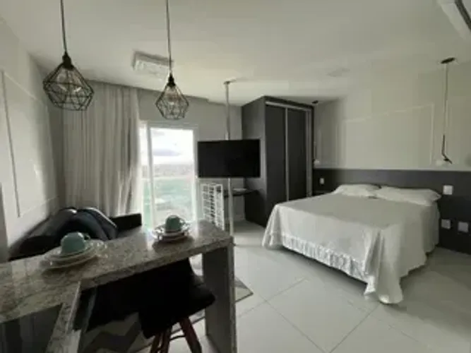 Imóvel para aluguel e venda tem 21 metros quadrados com 1 quarto em Itapuã - Salvador - BA