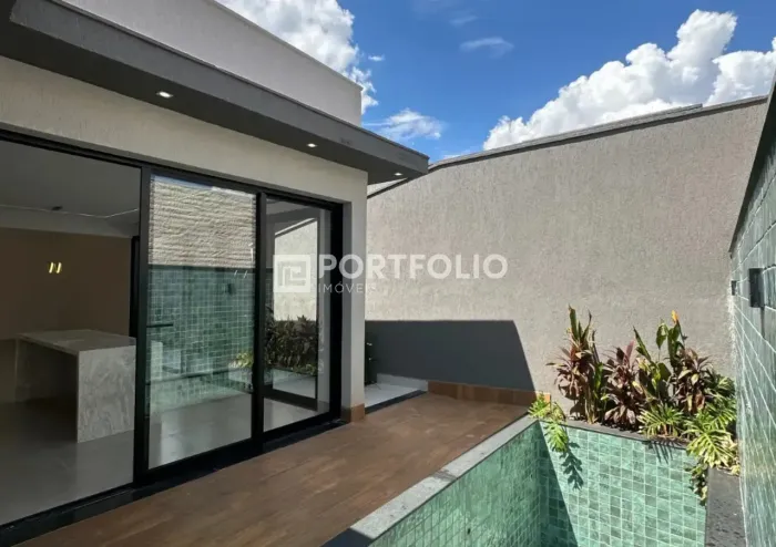 Casa à venda com 3 quartos/ 3 suítes no Jardins Porto, Senador Canedo, GO