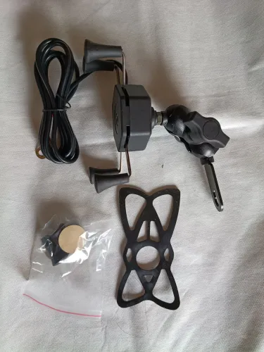 Suporte de celular para moto universal com carregador