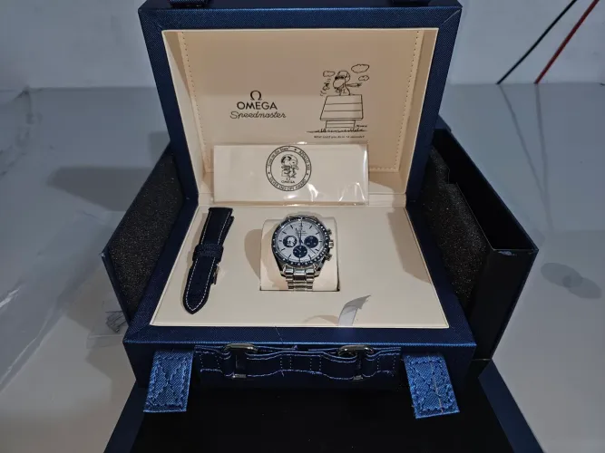 Relógio Omega Speedmaster Snoop 50 anos SC Full Set