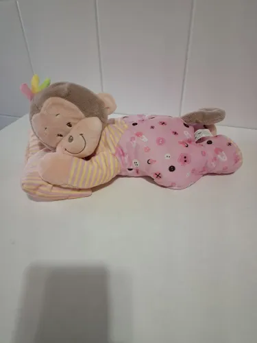 Pelúcia Macaquinho dormindo