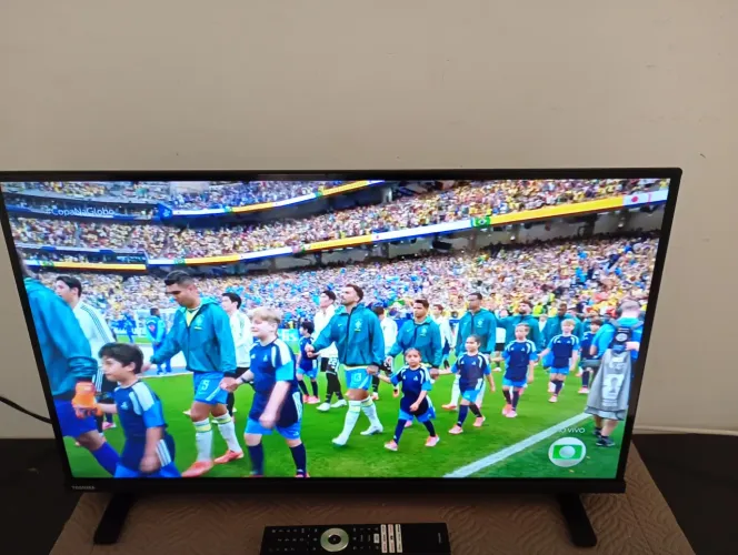 Smart total 32 led Toshiba todos apps Android baixar filmes controle e pés 