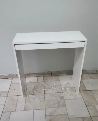 Mesa nova em mdf com gaveta 