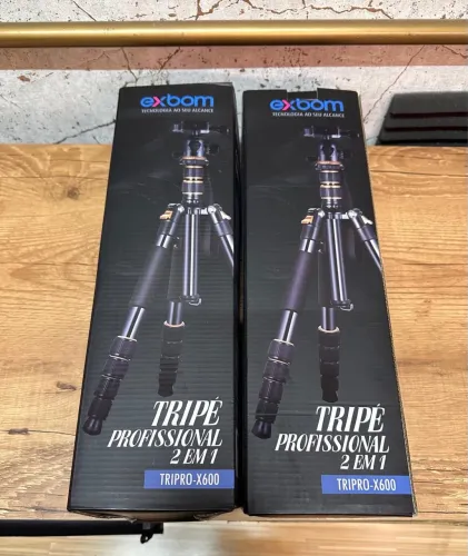 Tripé Profissional 2 em 1 Exbom (modelo TRIPRO-X600) com capacidade de carga de até 10kg.