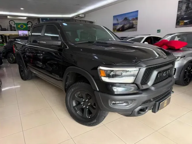 Ram 1500 Limited 5.7 CD 4X4 Aut. 2023