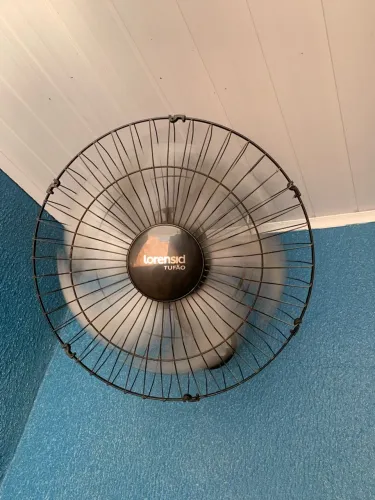 Ventilador comercial