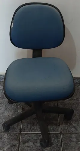 Cadeira Ergonômica Giratória