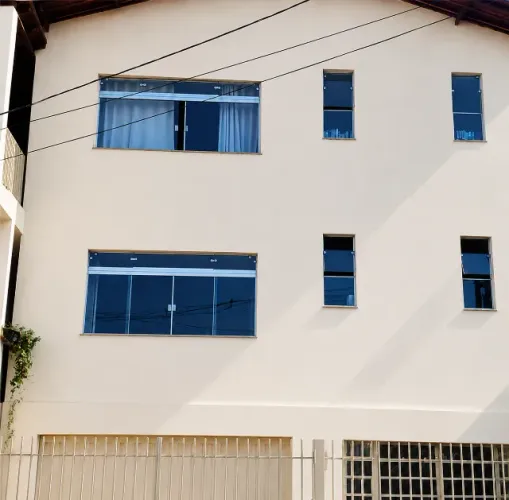 Casa ampla à venda no Centro de Três Corações - Excelente localização próximo à UNINCOR