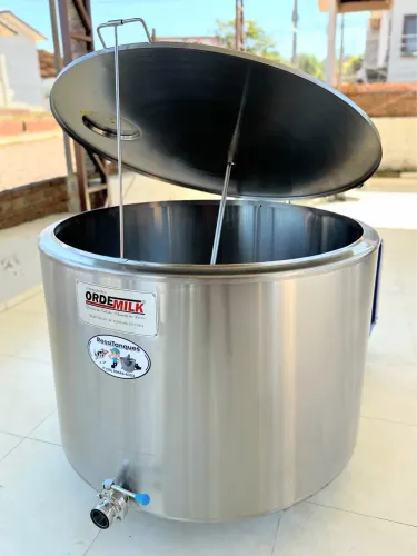 Tanque de Leite 500 Litros Tina Refrigerador Inox Caldas Açaí Sorvetes Água Sucos 220v