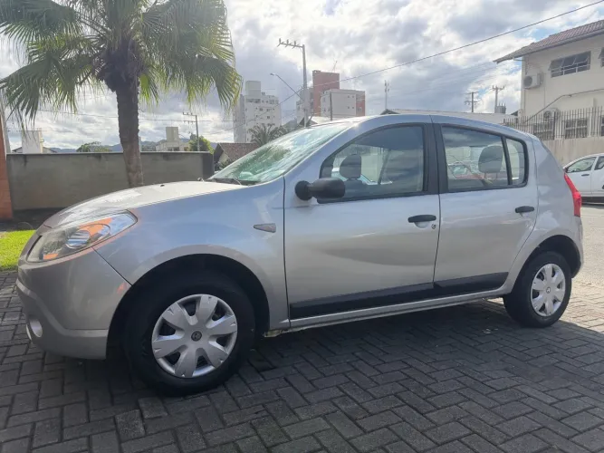 Renault Sandero Expression Hi-flex 1.0 16V 5P 2009