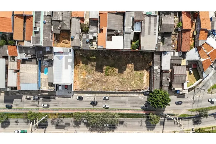 Terreno Comercial ou Residencial na Av. Ulysses Guimarães!250m² - Pq das Laranjeiras  Soro