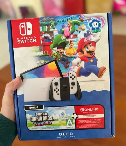 Nintendo Switch Oled Desbloqueado 128GB Kit Completo + Acessórios extras - Faço envio olx