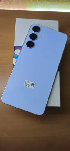 SAMSUNG S25 FE 128GB EM ESTADO DE ZERO