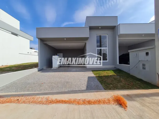 Casa com 3 quartos sendo 1 suíte no Residencial Villagio Wanel