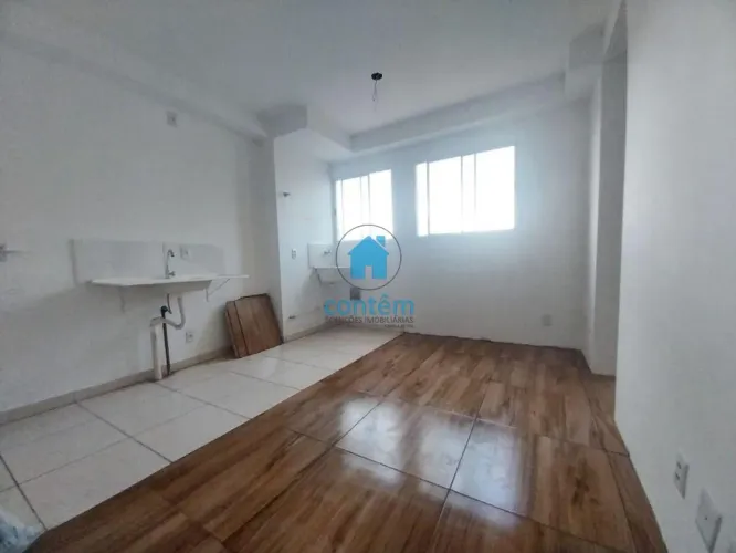 Apartamento à venda e para alugar em Osasco, Santa Maria, com 2 quartos, com 37 m²