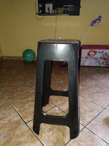 Banco de plástico 
