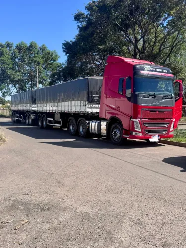 FH540 21/21 + Rodotrem dolly 2022 25m