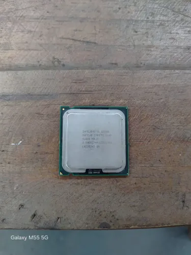 Intel® Core?2 Quad Q8300 2.50ghz