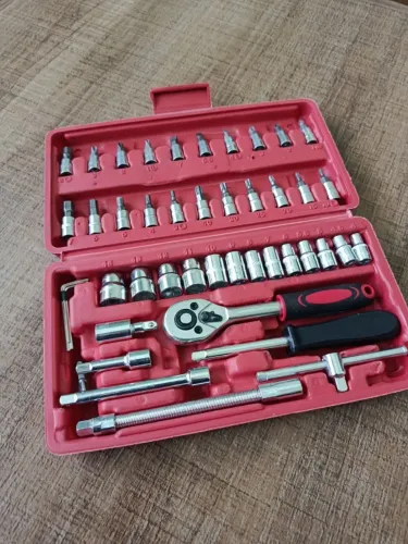 Kit de Ferramentas 46 Peças com Maleta
