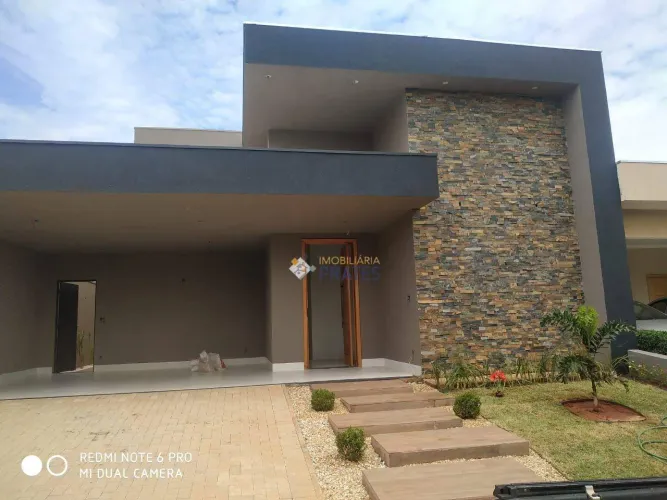 Casa com 3 dormitórios à venda, 160 m² por R$ 1.300.000,00 - Jardim Yolanda - São José do 