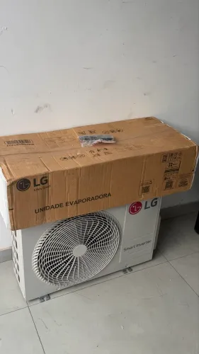 Ar condicionado Split LG 9mil btus inverte 220v zerado