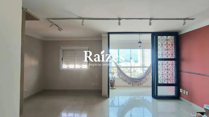 Apartamento de 98m² para locação no Santa Mônica, em Uberlândia