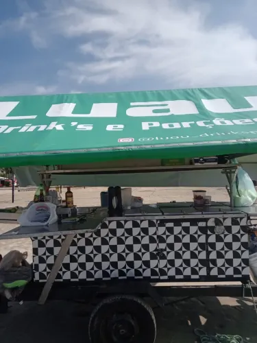 Vende-se carinho de praia com todos equipamentos