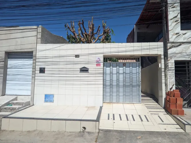 Casa para Locação em Fortaleza, Jóquei Clube, 4 dormitórios, 2 suítes, 3 banheiros, 3 vaga
