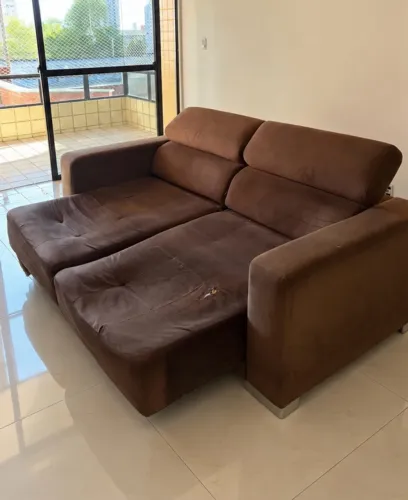 VENDO SOFÁ DE ALTO LUXO RETRÁTIL MARROM