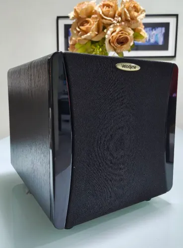 Subwoofer Ativo Velodyne Impact Mini BV - Baixos Potentes em Design Compacto
