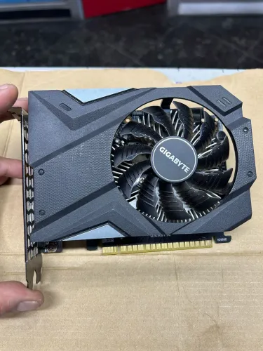 Placa de vídeo GTX1660 8gb 