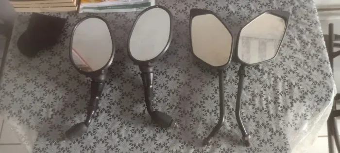 Vende - se dois par de retrovisores