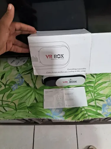VR BOX (NECESSITA DE UM CELULAR)