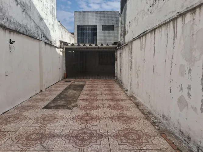Aluga-se casa no marco 5 quartos 5.000