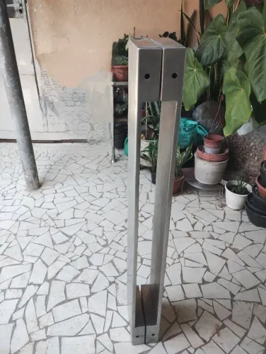 Puxador para Porta Pivoltante de aço inox para área externa e internas.