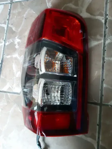 Lanterna Traseira Esquerda Mitsubishi L200 Triton 2020 A 2023