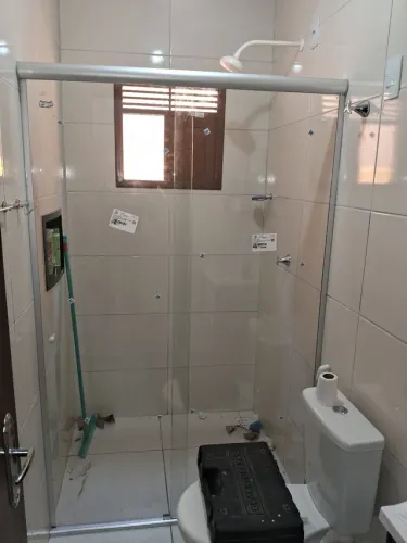 Box Para Banheiro aparti de 500 R$ já instalado com prateleira de brinde 