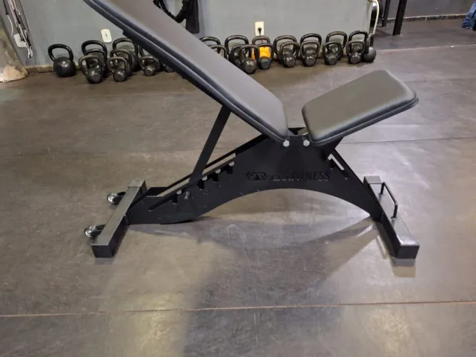 Banco de musculação profissional