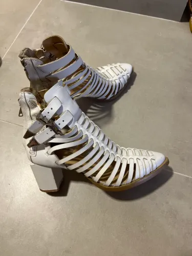 Bota colcci 