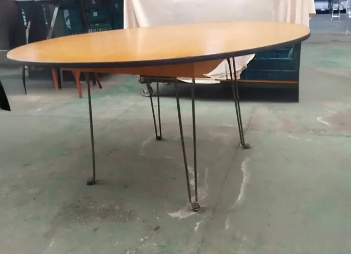 Mesa redonda pés dobráveis para área de lazer, buffet