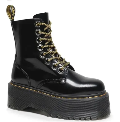 Botas em couro