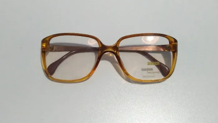 Armação Zeiss masculina em acetato