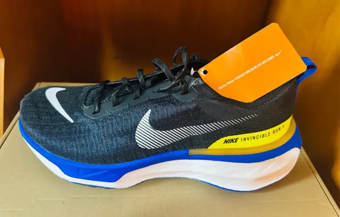 NIKE ZOOMX Invencible Run FK 3 - Novo e Original!