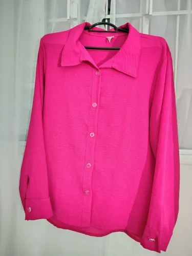 Camisa social rosa vibrante