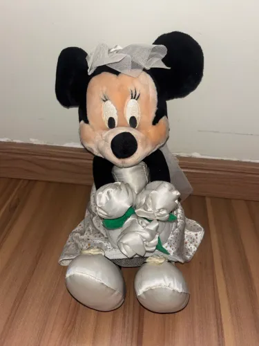 Minnie Mouse Noiva Pelúcia 