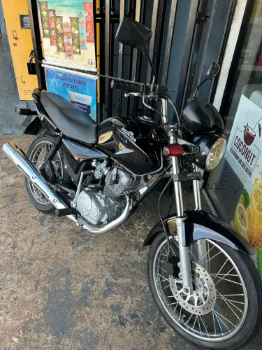 CG 150 KS com freio a disco muito conservada