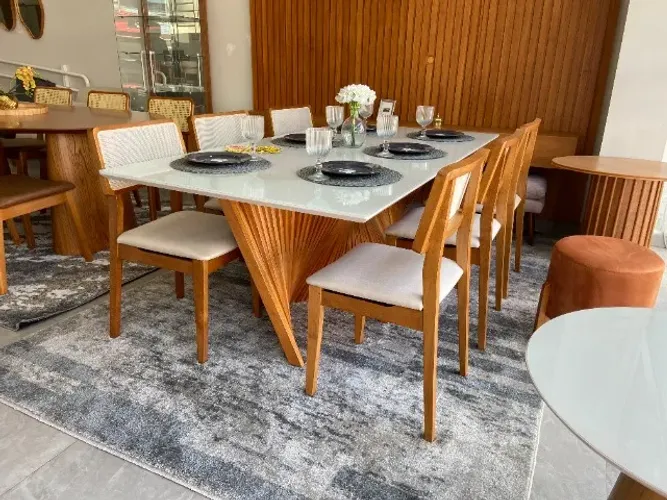 Mesa de Jantar 2m com Base Ripada e 6 Cadeiras com Tela e Estofado em Linho